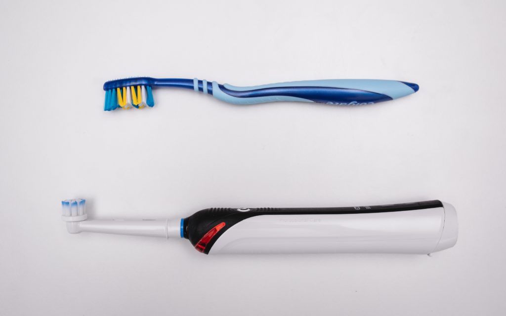 Elektrisk tandborste Oral-B 3000 vs. Manuell